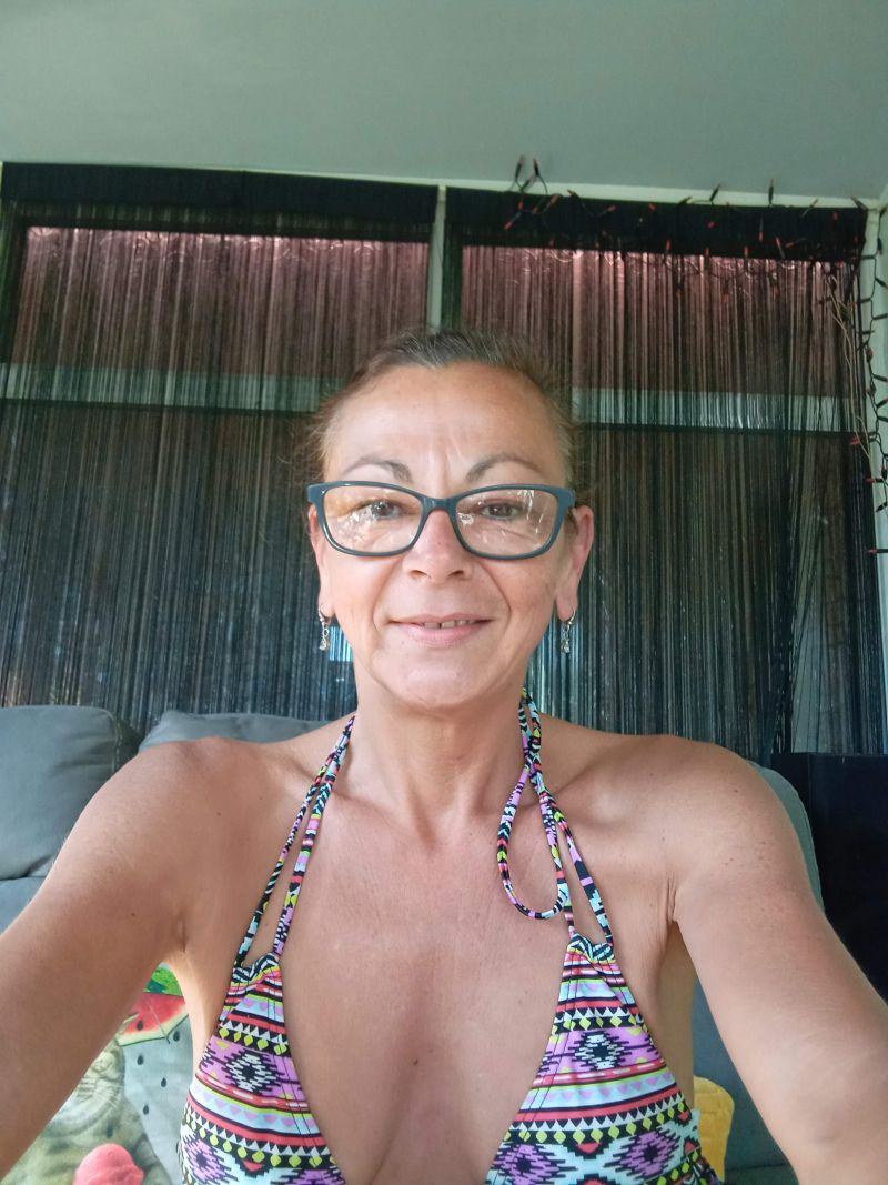 Caroline369