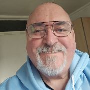 Dennis24